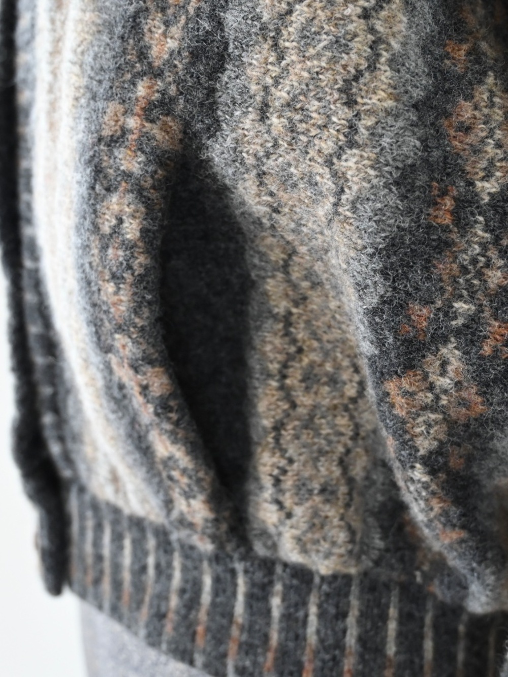 Vintage Heather Knits Gray Tan Striped Structured Cardigan w/ Wooden Buttons - Picture 4 of 9